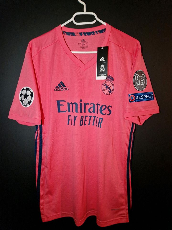 Real Madrid Trikot M 2020/21 NEU! Benzema Trikot Original UCL in Bad Rappenau