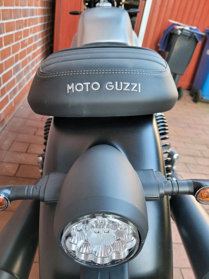 Moto Guzzi V7 Stone IV in Schwanewede
