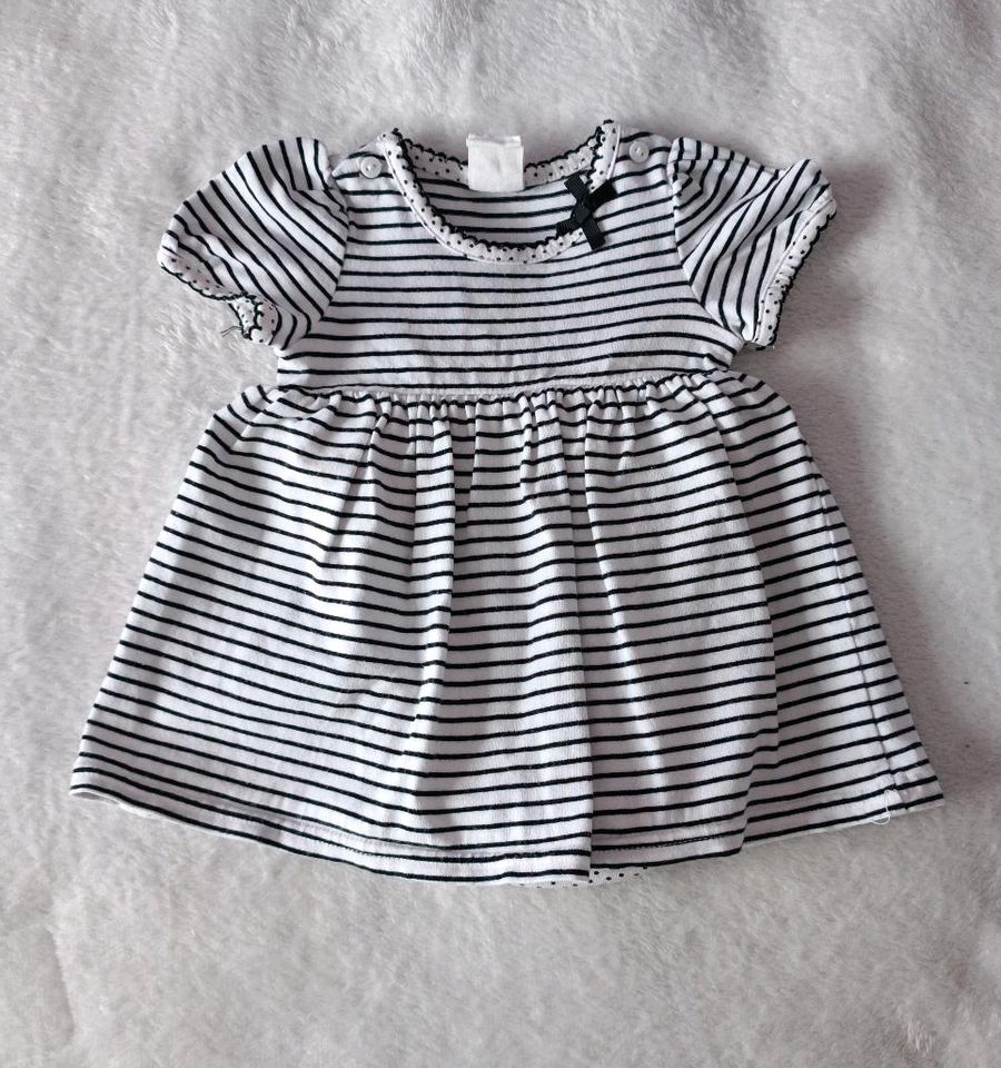 Baby Kleid Gr. 62 H&M in Homburg