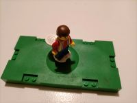 Lego Soccer großes Spielfeld mit 1 Figur Nr 10 Niedersachsen - Stade Vorschau