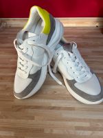 Sneaker weiß Neon gelb Gr. 41 Neuwertig Nordrhein-Westfalen - Enger Vorschau