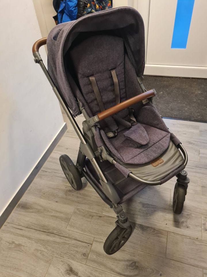 Kinderwagen Set Condor 4 mit Zubehör in Winsen (Luhe)