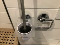 Badezimmer Toilettenpapier.- und WC-Bürstenhalter selbsthafend Niedersachsen - Lengede Vorschau