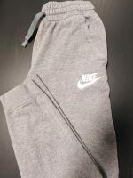 Nike Sporthose grau Gr 147-158 - 22€ Hessen - Petersberg Vorschau