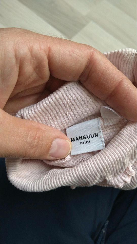 Manguun mini Langarmshirt Longsleeve Größe 104 rosa Rollkragen in Schwaig