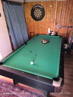 Billiard Tisch mit Quehe und Quehe Wandhalterung Baden-Württemberg - Leonberg Vorschau