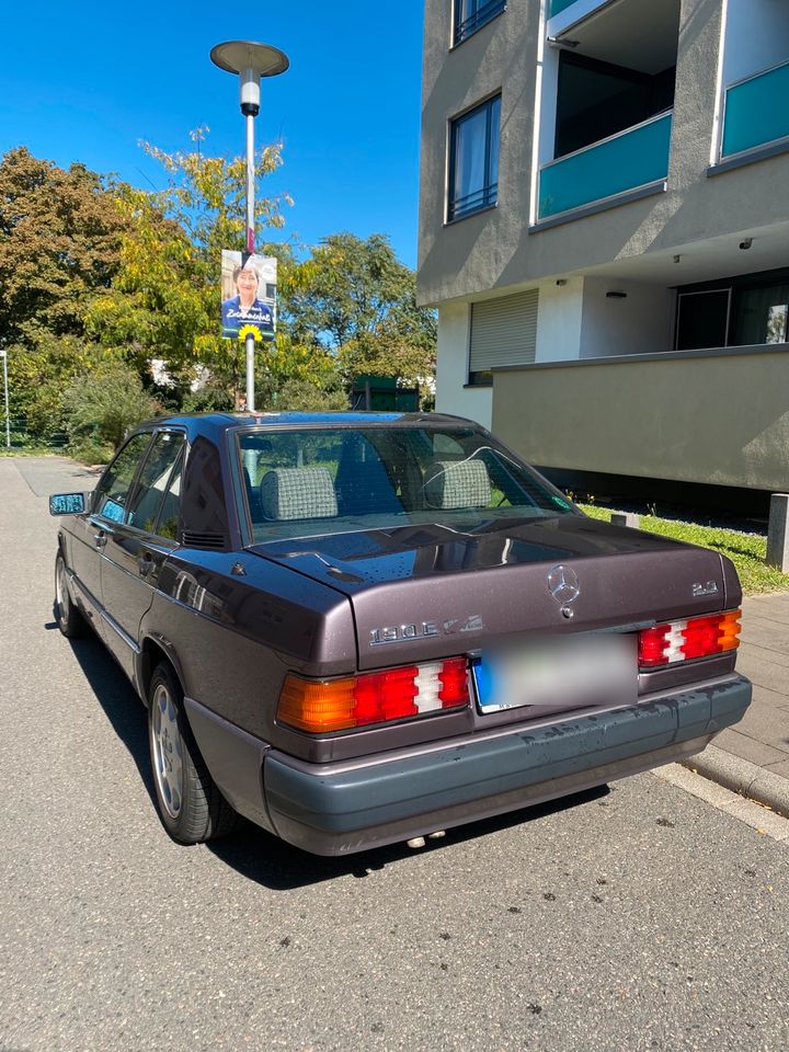 *TÜV NEU* Mercedes Benz 190E 2.0 Sportline TÜV bis 03/24 in Darmstadt