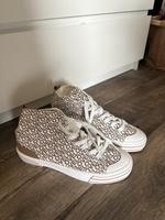 Braun Weiße Schuhe Nordrhein-Westfalen - Menden Vorschau