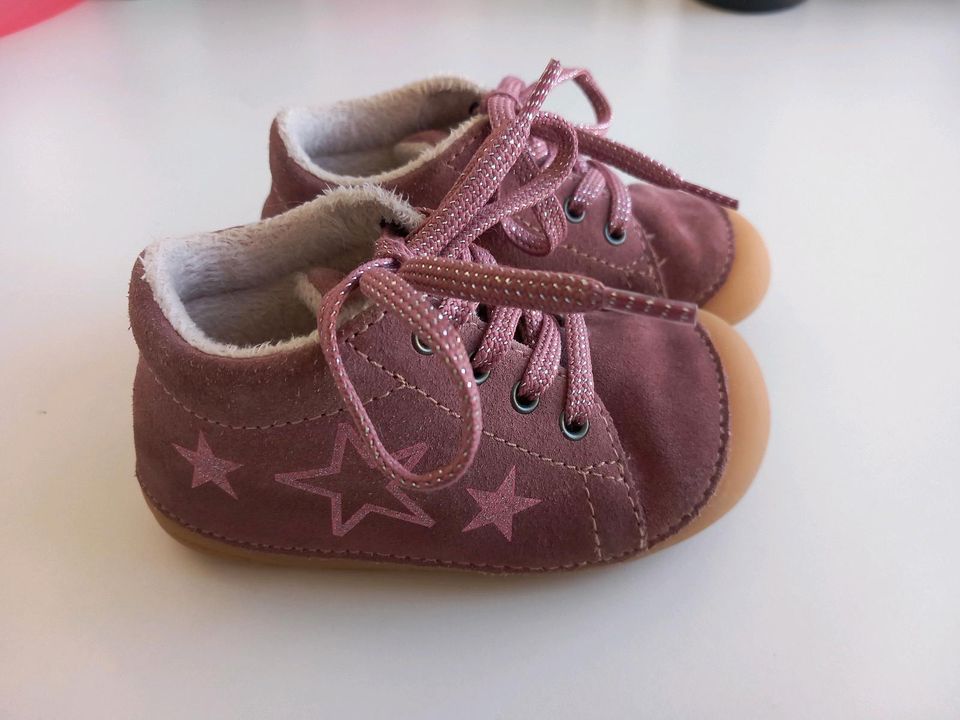 Leone kids Schuhe 22 in Weil am Rhein