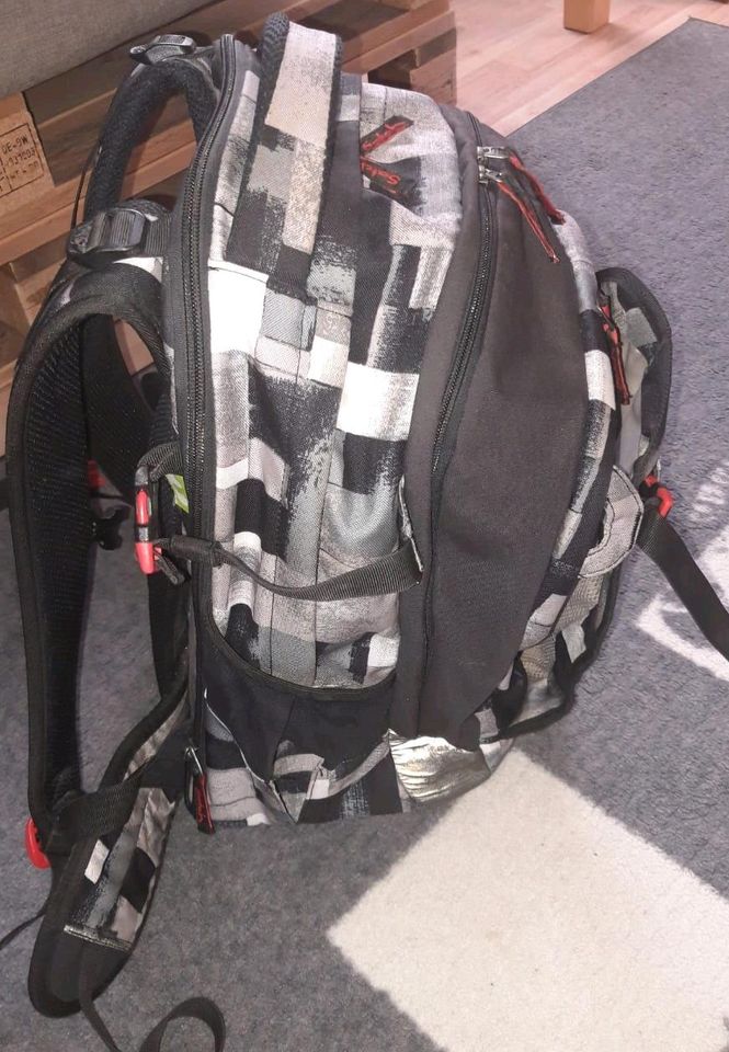 Satch Schulrucksack in Offingen