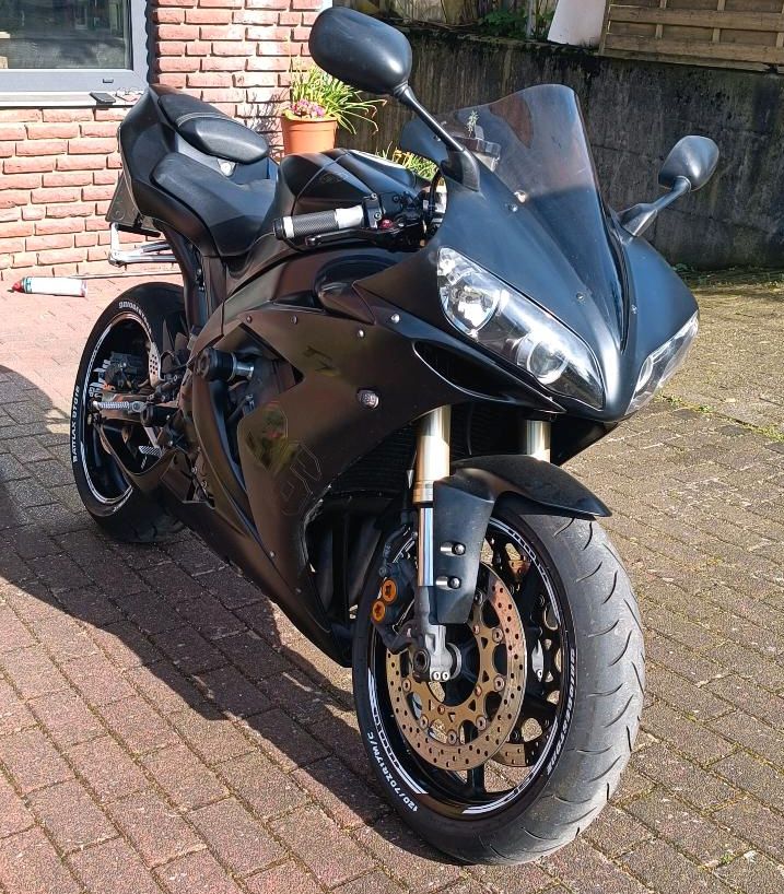 Yamaha R1 RN 12 in Halle (Westfalen)