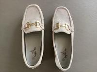 Damenschuhe beige Wildleder Größe 41 neu und ungetragen Dithmarschen - Heide Vorschau