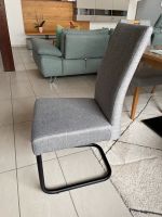 4 sehr gute Stühle mit einem Sitzbank für unser Esszimmerp Baden-Württemberg - Leingarten Vorschau