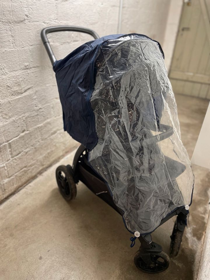 Kinderwagen Peg Perego mit Fußsack in Ahrensbök