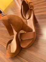 BULLBOXER Sandalen Heels Ledersandalen Leder braun 41 NEU Nordrhein-Westfalen - Hemer Vorschau