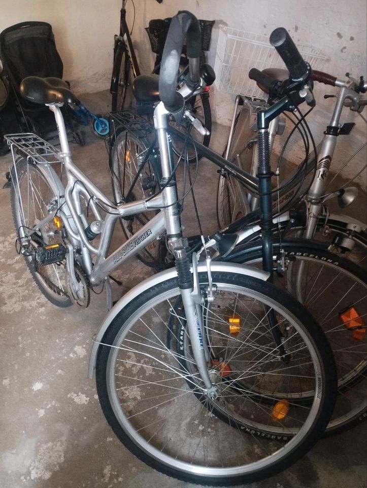 Fahrräder in gutem Zustand in Einbeck
