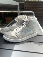 Nike Jordan Mid high grau hellblau babyblau Gr. 38 Bayern - Freising Vorschau