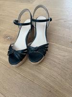 Esprit Wedges Keilabsatz Plateauschuhe Espadrilles Gr. 36 Baden-Württemberg - Gerlingen Vorschau