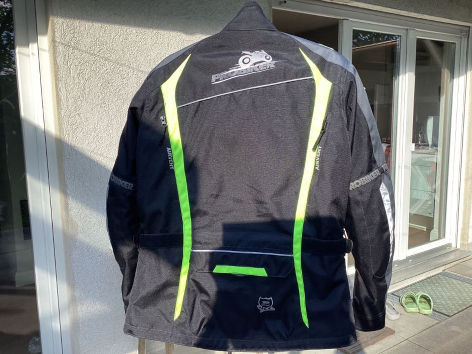 Biete Kinder-Motorradjacke Größe 160/170 in Nürnberg (Mittelfr)