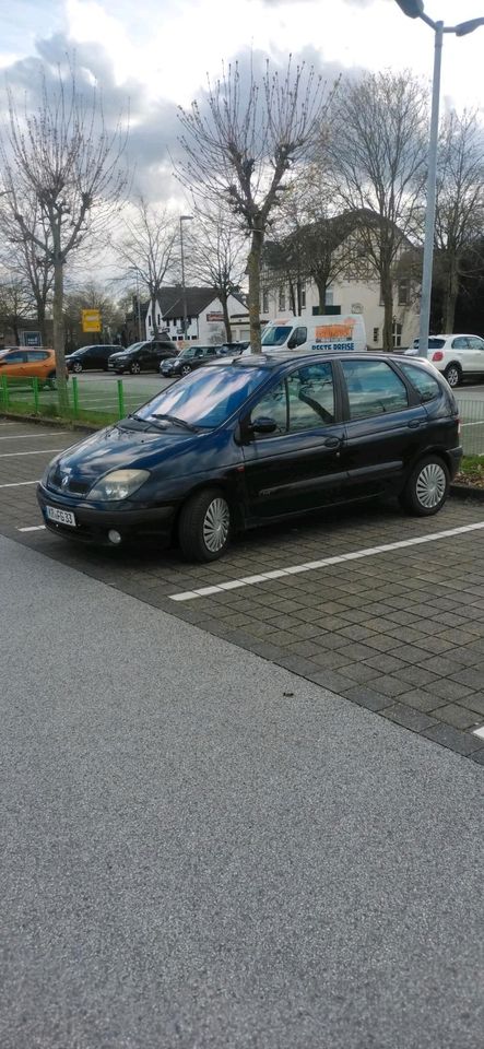Renault Megane Scenic 1.6 mit LPG in Krefeld