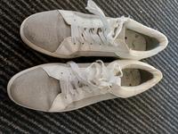 Turnschuhe in weiß mit Glitzer, s.Oliver, Größe 42 Bayern - Wendelstein Vorschau
