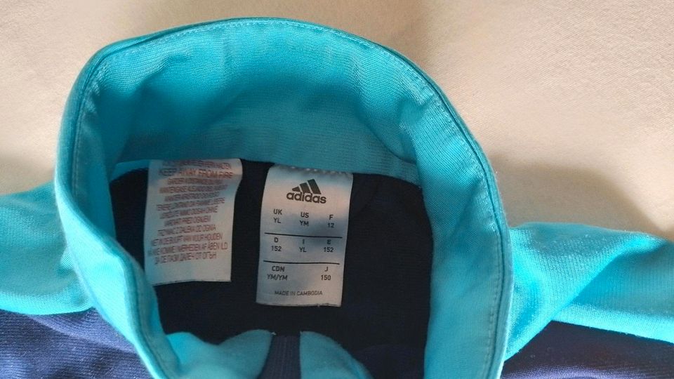 Traingsjacke v. 'ADIDAS' Gr. 152 in Eime