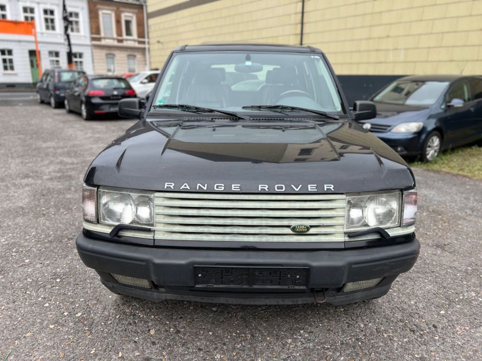 Land Rover Range Rover in Hilden