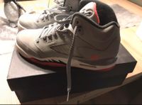 Jordan Sneakers Retro 5 er ** top neuwertig ** Limited Edition Essen - Essen-Werden Vorschau