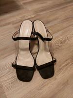 Sehr filigrane Highheels in Gr 40 von Ashley Brooks Hessen - Großalmerode Vorschau