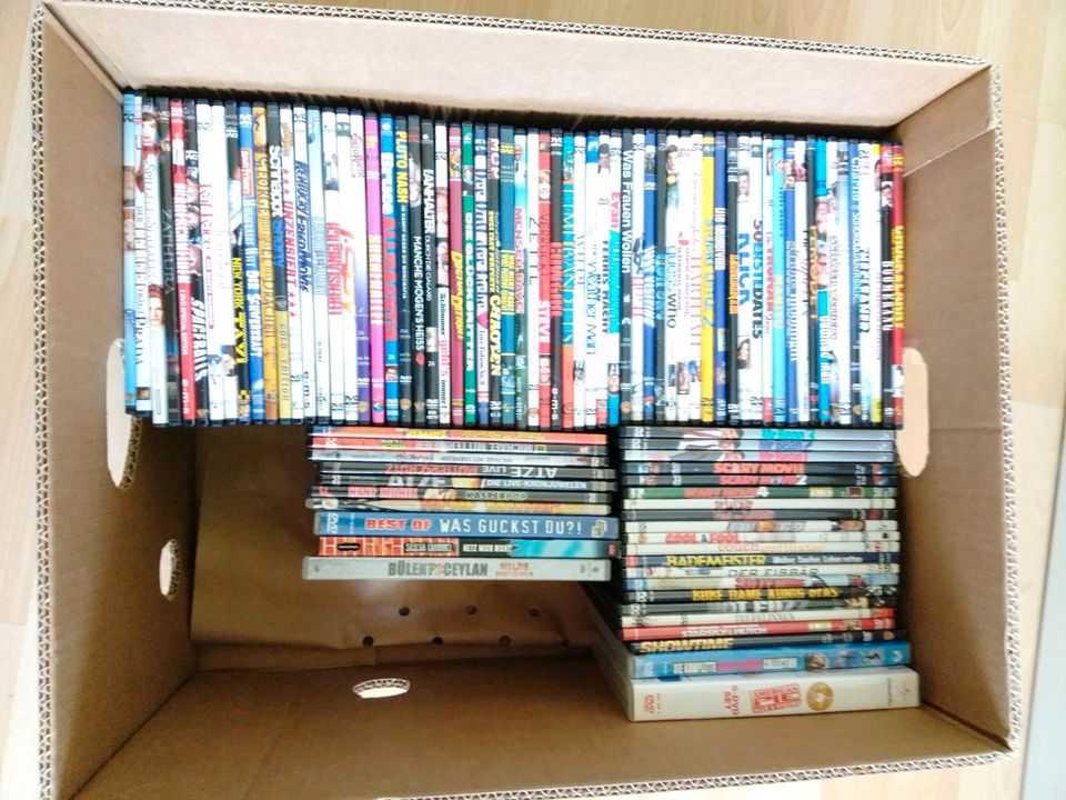 99 DVDs : Comedy und Komödie in Mönchengladbach