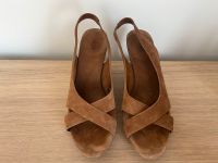 UGG Keilsandalen Sandalen Wildleder 39 einmal getragen Frankfurt am Main - Westend Vorschau