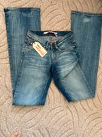 Damenjeans in Gr. 32 Sachsen - Zwenkau Vorschau