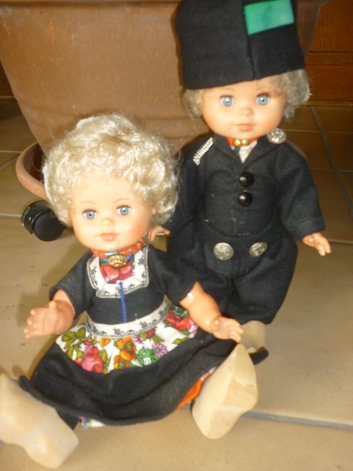 Puppenpaar - "Holland" in Niedernhausen