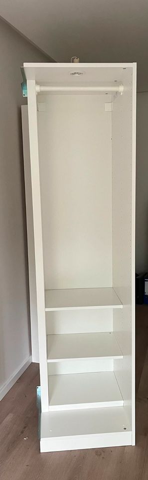 Ikea PAX Eckanbauelement rechts 53x58x201 weiß 4 Böden LED-Spot in Lüdenscheid