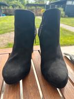 Tamaris High Heels Gr. 37 Niedersachsen - Osterholz-Scharmbeck Vorschau