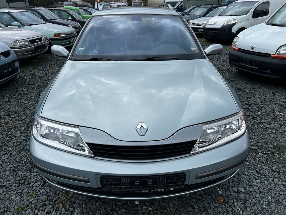 Renault Laguna 1,8Liter Benziner in Kelkheim