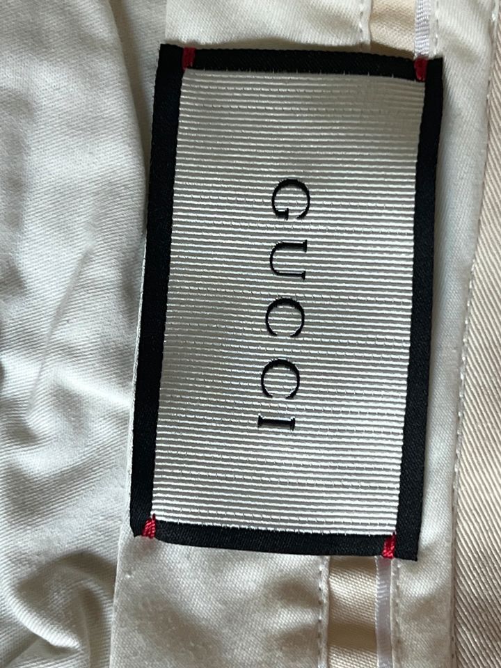 Gucci Hose Italy in Ronnenberg