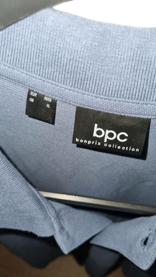 Poloshirt blau XL in Essen