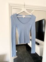 H&M Langarm Oberteil Shirt Strick Hellblau Gerippt XS Babyblau Hessen - Burghaun Vorschau