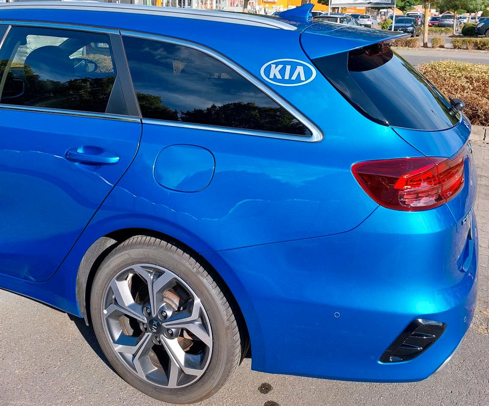 Kia Ceed SW DCT Platinum Edition Plug-in-Hybrid in Haiger