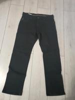 Brax Hose Herren größe 33 /30 neuwertig Nordrhein-Westfalen - Neuenrade Vorschau