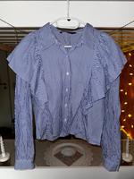 Kurze Rüschen Bluse - Blau/Weiß von Zara - Gr. M - Neu! Wiesbaden - Mainz-Kostheim Vorschau