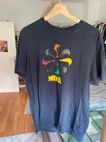 Nike T-Shirt Retro Shark Print Dunkelblau in L Berlin - Spandau Vorschau