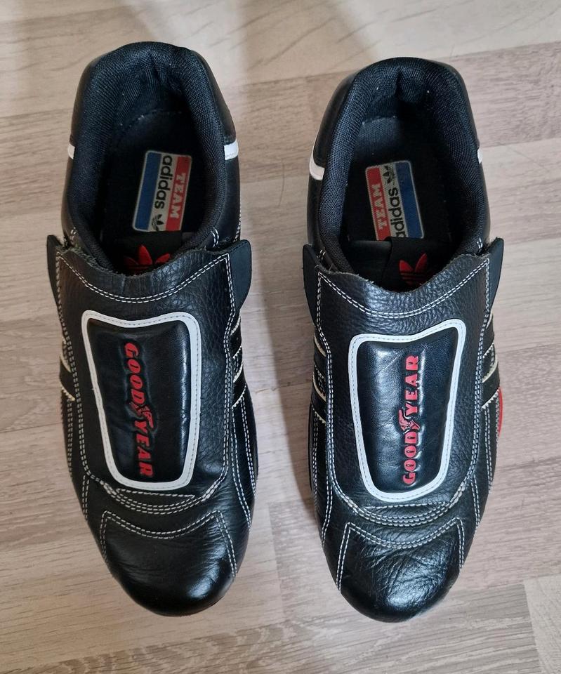 Adidas Goodyear Schuhe im gebrauchten Zustand