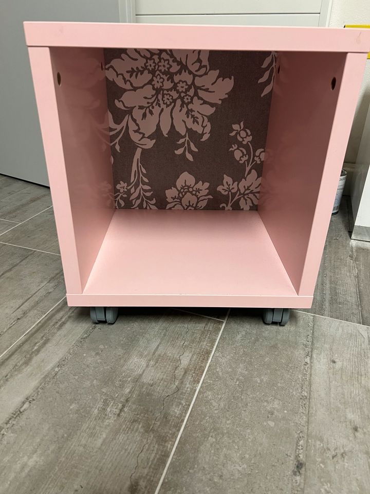 Würfel in rosa von Ikea in Knetzgau