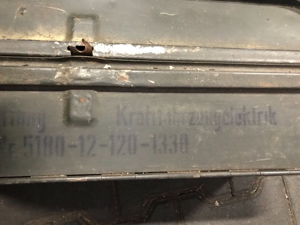 Werkzeugkiste BW Transportkiste Kiste Werkzeugkoffer Koffer Army in Brechen