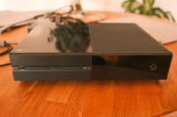 Xbox One 500 GB in sehr gutem Zustand Hessen - Wiesbaden Vorschau