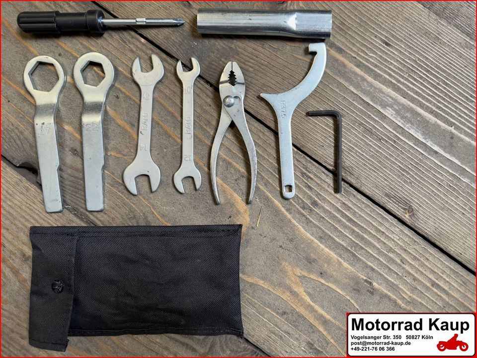 KAWASAKI NINJA 650 Z650 2017-2018 Bordwerkzeug 560070149 Tool-Kit in Köln