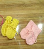 Handschuhe Wollhandschuhe selbst gestrickt - pro Paar 0,25 € Baden-Württemberg - Deißlingen Vorschau