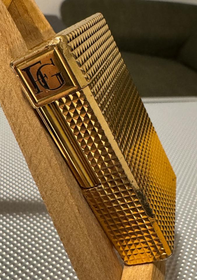 S. T. Dupont Feuerzeug Linie 1 Carré - groß - Gold 20 µ Vergold. in Köln